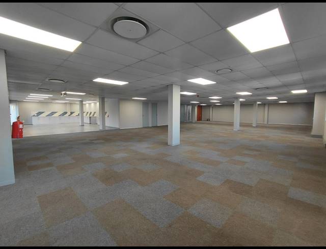 486M² OFFICE TO LET IN BRYANSTON